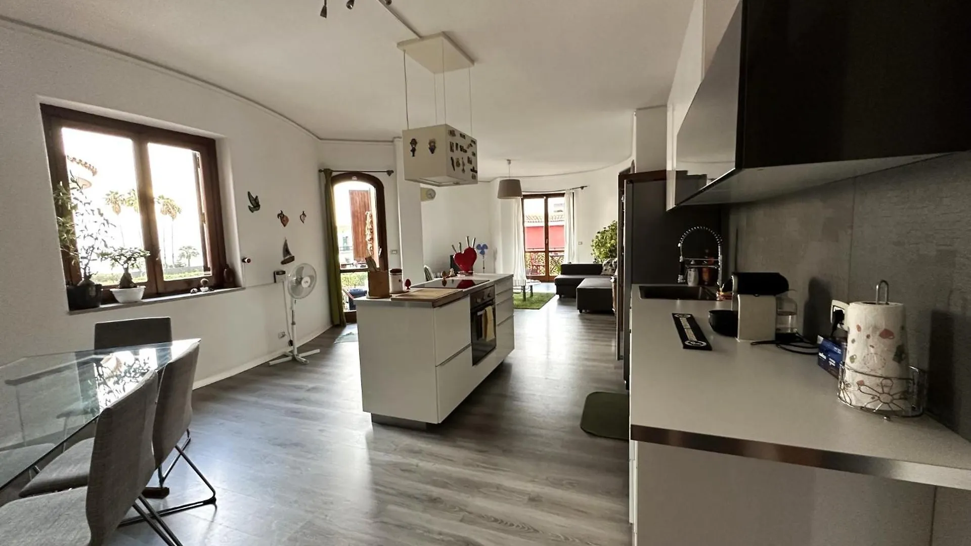 Проживание в семье Diego'S House Ачи Костелло